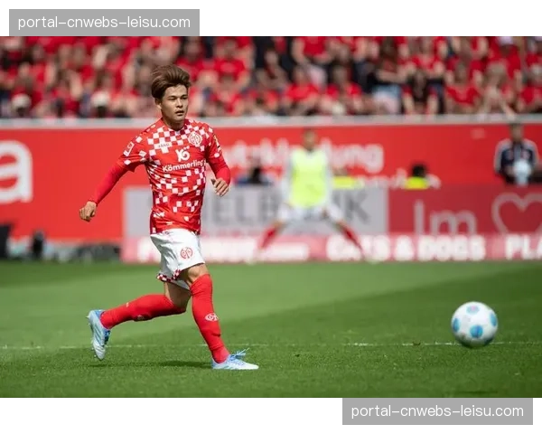 德甲跑动数据统计员：记录球员场上每一米移动